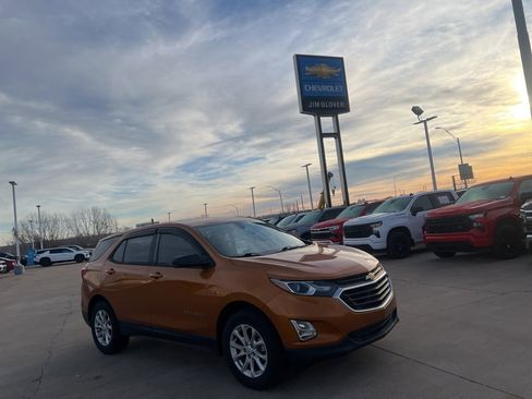 Used 2018 Chevrolet Equinox LS image 7
