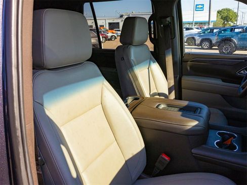 Used 2023 Chevrolet Tahoe LT image 13