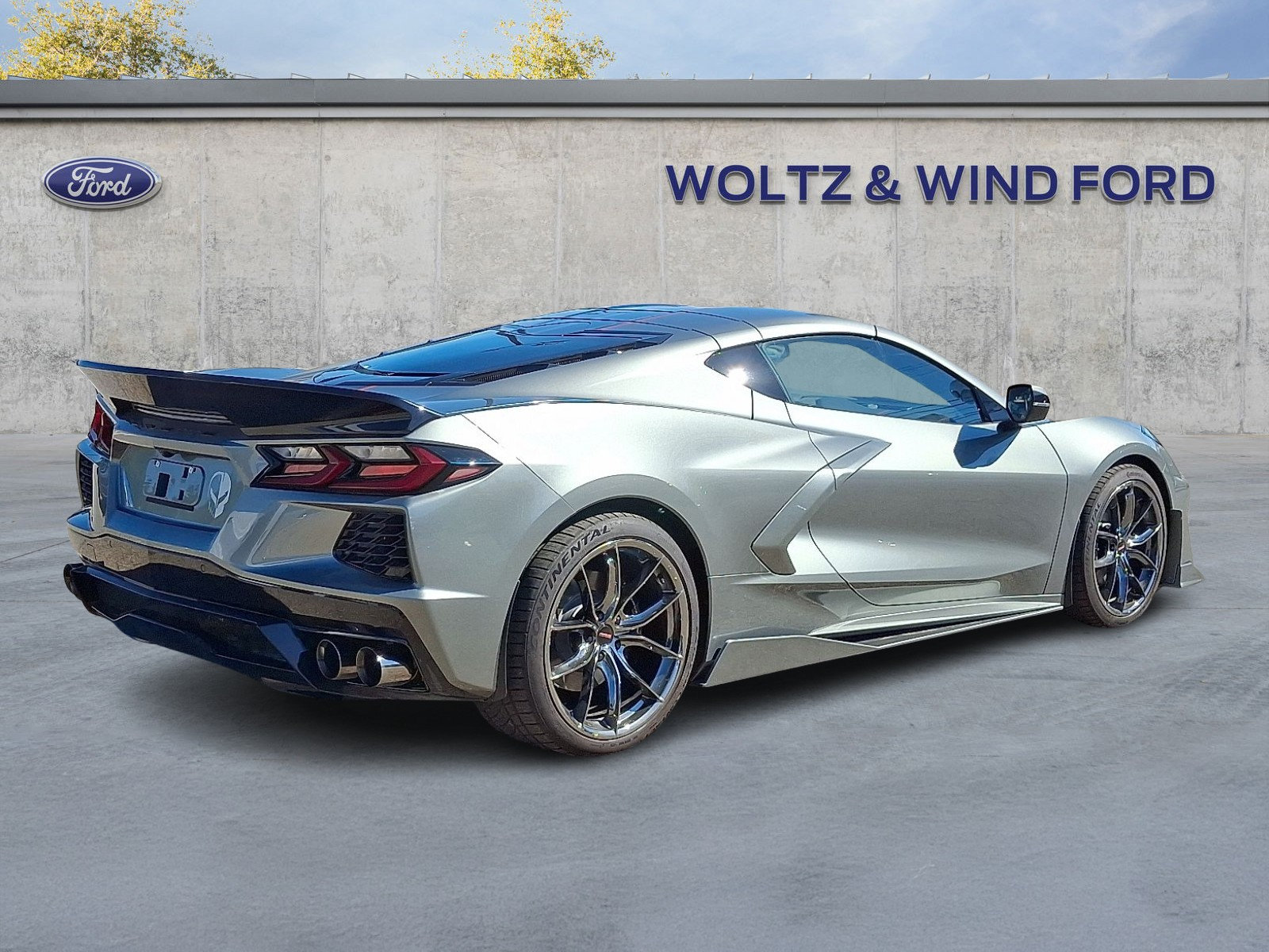 Used 2022 Chevrolet Corvette Stingray Coupe w/ 1LT RWD image 6