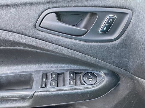 Used 2015 Ford Escape S FWD image 13