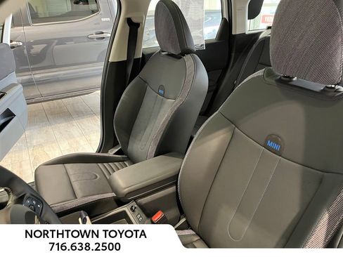 Used 2025 MINI Cooper Countryman S image 18