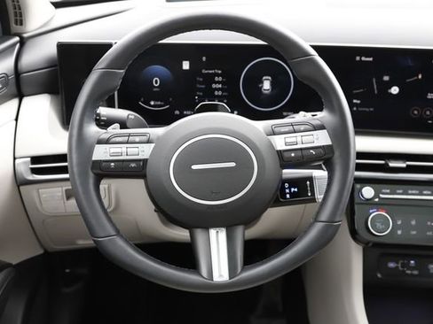 Certified 2025 Hyundai Tucson Limited AWD/4WD image 20