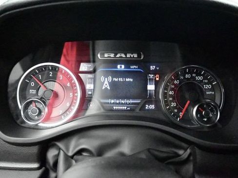 Used 2024 RAM 1500 Laramie AWD/4WD image 36