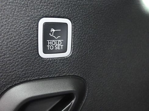 New 2025 Jeep Wagoneer Series II w/ Convenience Group I image 25