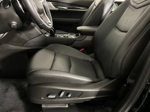 Certified 2025 Cadillac XT6 Sport w/ Technology Package AWD/4WD image 28