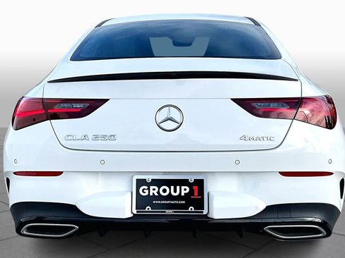 Used 2025 Mercedes-Benz CLA 250 4MATIC image 4