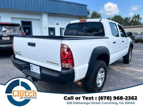 Used 2014 Toyota Tacoma PreRunner w/ Convenience Package RWD image 5