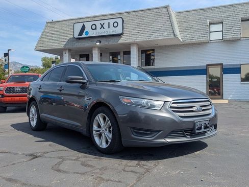 Used 2016 Ford Taurus SEL image 1