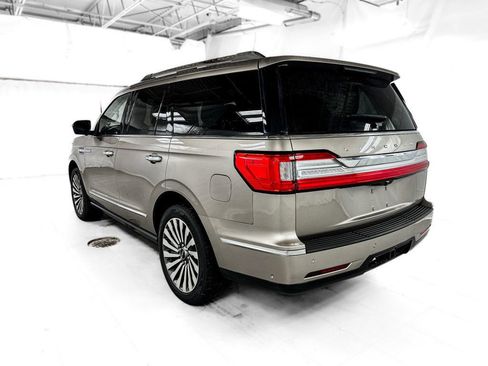 Used 2018 Lincoln Navigator Reserve w/ Technology Package AWD/4WD image 4