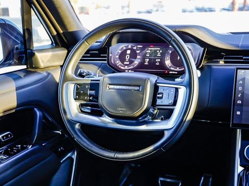 Used 2023 Land Rover Range Rover SE image 17