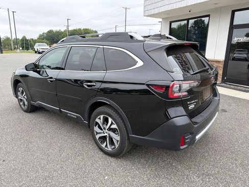 Used 2020 Subaru Outback Touring AWD/4WD image 6