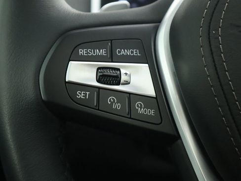 Used 2025 BMW X5 xDrive50e w/ Parking Assistance Package AWD/4WD image 11