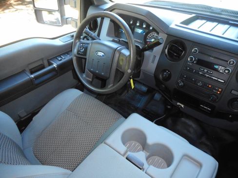 Used 2012 Ford F250 XL w/ PWR Equipment Group AWD/4WD image 22