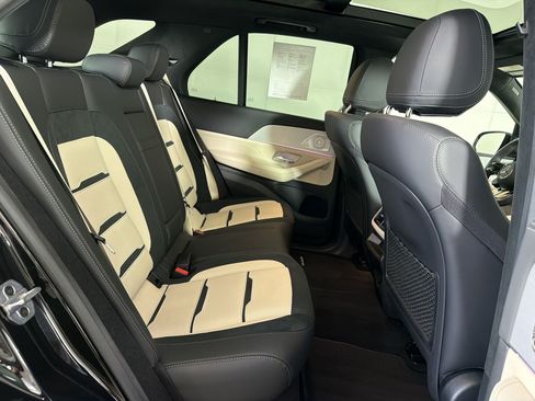 Certified 2024 Mercedes-Benz GLE 63 AMG S image 31