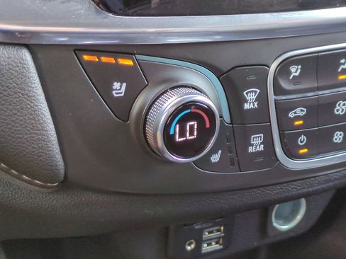 Certified 2023 Chevrolet Traverse High Country image 24