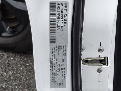 Used 2023 Jeep Cherokee Altitude Lux w/ Lux Elite Package image 29