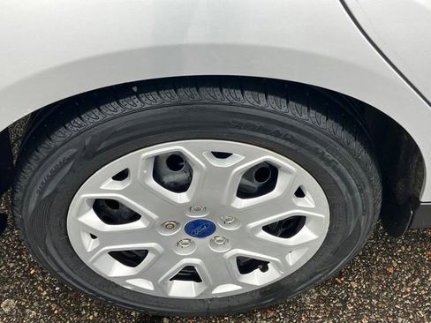 Used 2012 Ford Focus SE image 20