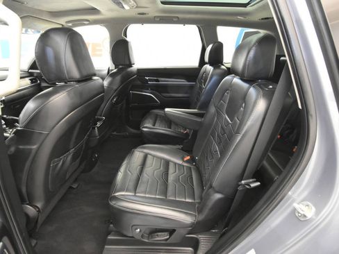 Used 2022 Kia Telluride SX w/ SX Prestige Package AWD/4WD image 14