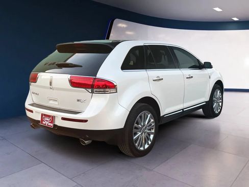 Used 2015 Lincoln MKX FWD w/ Equipment Group 102A image 29