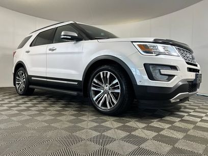 Used 2017 Ford Explorer Platinum
