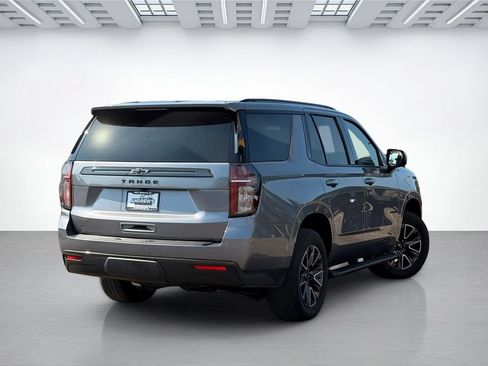 Used 2021 Chevrolet Tahoe Z71 w/ Z71 Off-Road Package AWD/4WD image 9