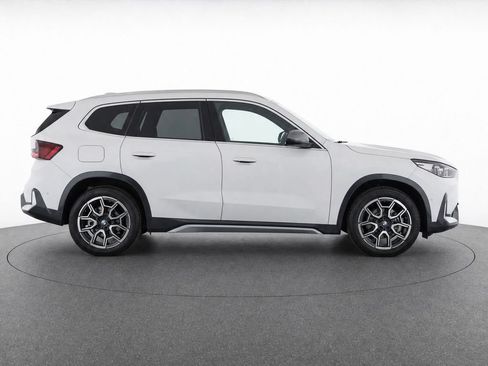 Used 2023 BMW X1 xDrive28i w/ Premium Package AWD/4WD image 8