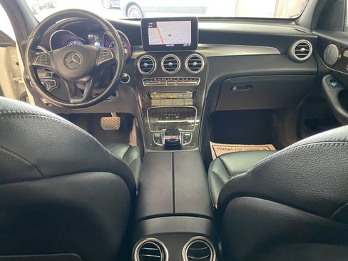 Used 2018 Mercedes-Benz GLC 300 4MATIC Coupe image 15