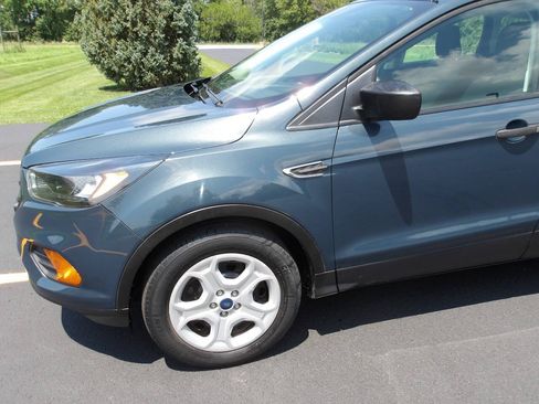 Used 2019 Ford Escape S FWD image 28