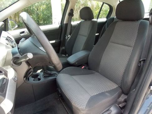 Used 2009 Chevrolet Cobalt LT w/ Preferred Equipment Group FWD image 4