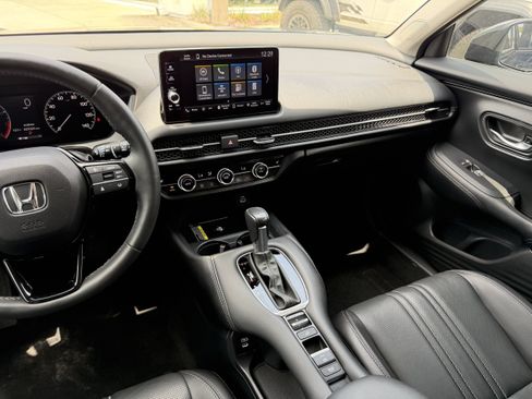 Used 2025 Honda HR-V EX-L image 16