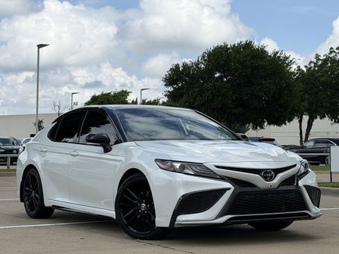 Used 2023 Toyota Camry XSE w/ Navigation Package FWD image 2