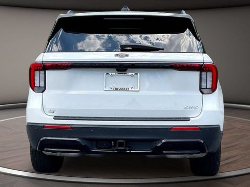 Used 2025 Ford Explorer ST-Line w/ ST-Line Street Pack AWD/4WD image 6