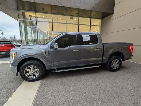 Used 2023 Ford F150 Lariat image 2