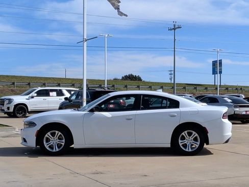 Used 2023 Dodge Charger SXT image 5