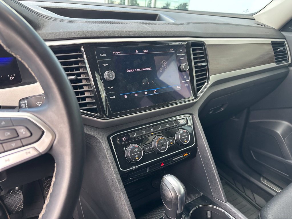 Used 2022 Volkswagen Atlas SE w/ Panoramic Sunroof Package AWD/4WD image 9