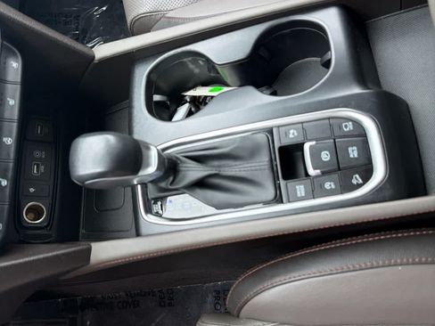 Used 2019 Hyundai Santa Fe AWD image 18