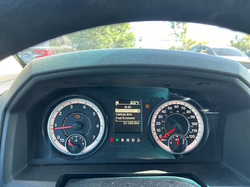 Used 2017 RAM 1500 Express AWD/4WD image 24