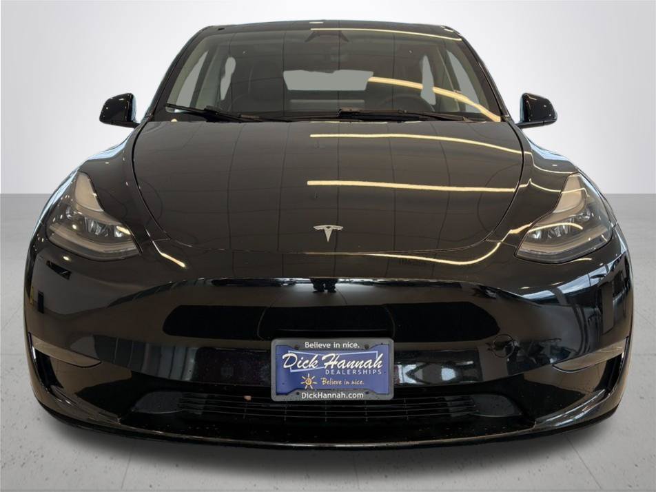 Used 2025 Tesla Model Y Long Range RWD image 3