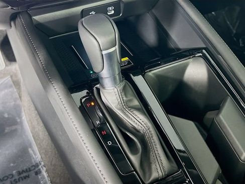 Used 2025 Honda Accord Touring image 24