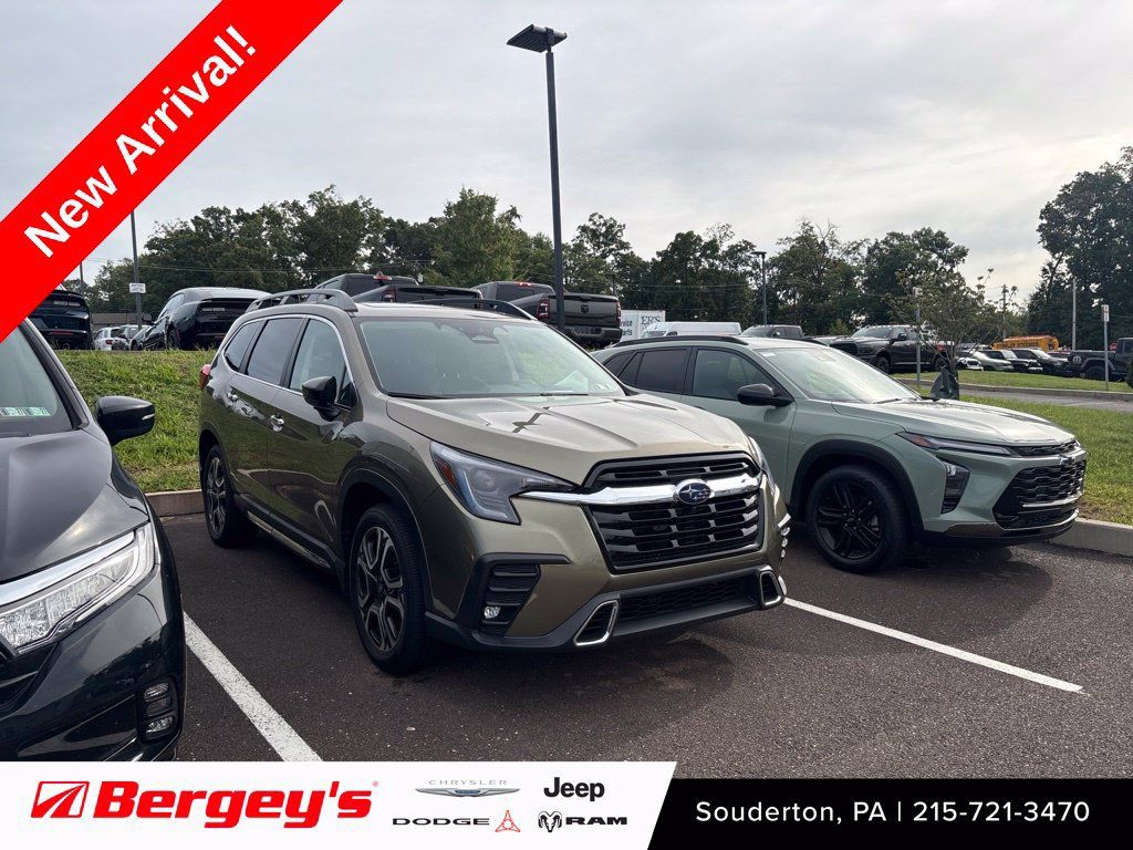 Used 2024 Subaru Ascent Touring AWD/4WD image 1