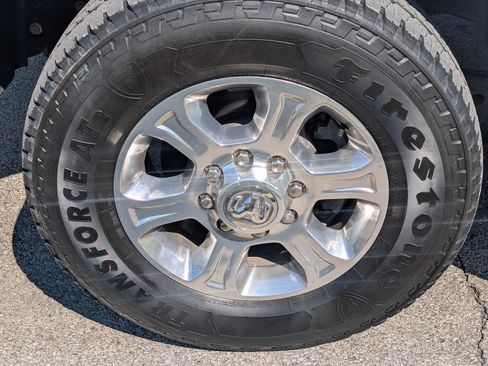 Used 2024 RAM 2500 Big Horn w/ Off Road Package AWD/4WD image 24