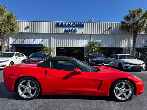 Used 2006 Chevrolet Corvette Convertible w/ Preferred Equipment Group RWD image 2