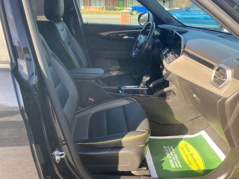 Used 2024 Chevrolet TrailBlazer ACTIV w/ Driver Confidence Package image 14