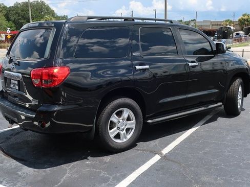 Used 2008 Toyota Sequoia Limited RWD image 6