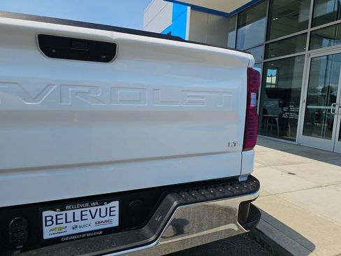 Used 2021 Chevrolet Silverado 1500 LT w/ Work Truck Package AWD/4WD image 18