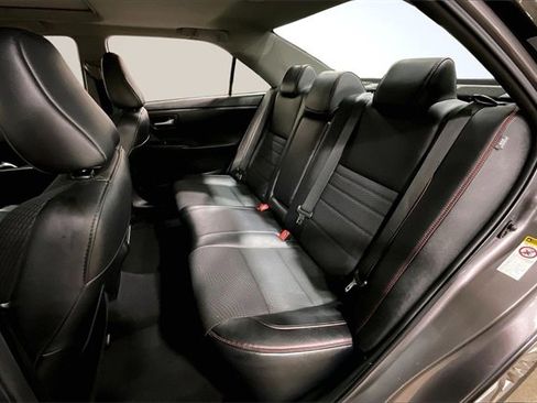 Used 2016 Toyota Camry SE image 26