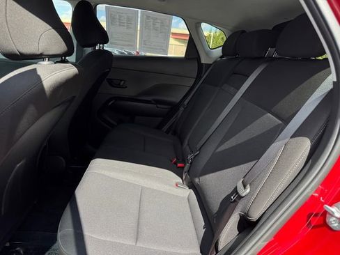 Used 2025 Hyundai Kona SEL FWD image 5