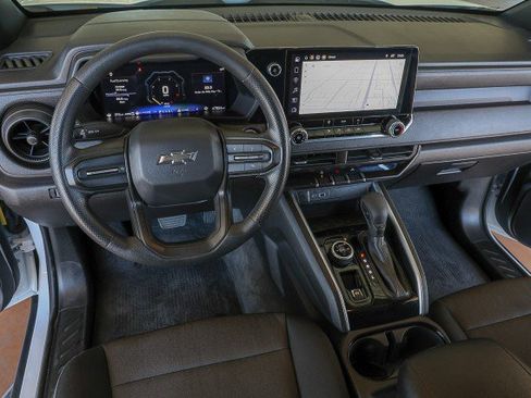 Used 2024 Chevrolet Colorado Trail Boss AWD/4WD image 22