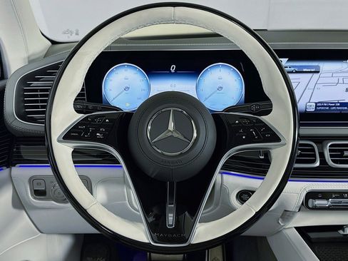 New 2026 Mercedes-Benz Maybach GLS 600 4MATIC image 20
