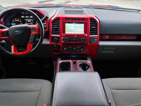 Used 2018 Ford F150 XLT w/ Equipment Group 302A Luxury image 27